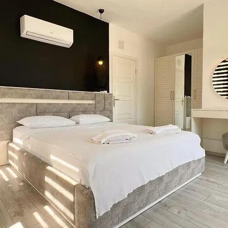 וילה Mossa, 3 Bedroom, Private Pool, Calis *